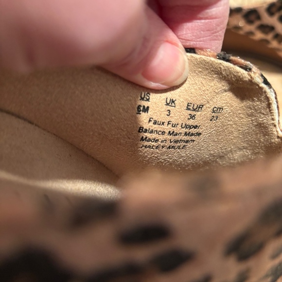 Soul Naturalizer Leopard Print Haley Mule Wedge Size 6 - Picture 8 of 10